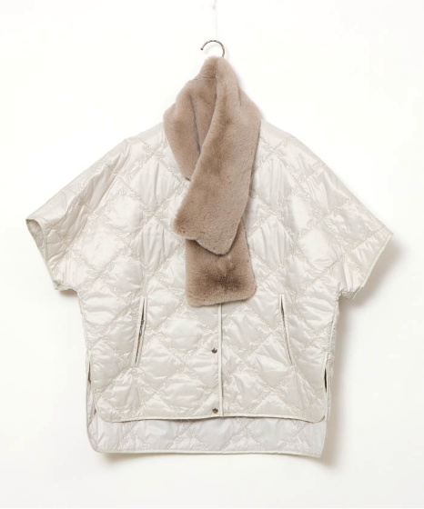 【Rossa】フェイクファーティペット付きジャケット オフホワイトへ